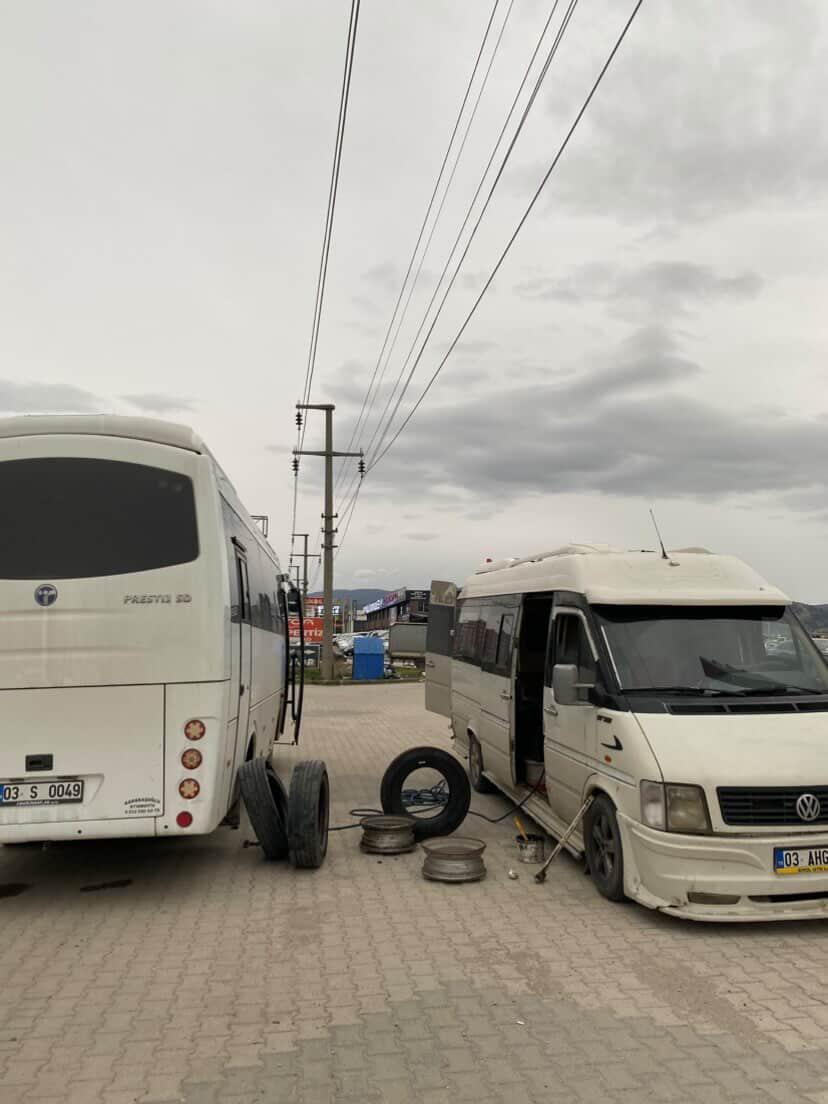 Otobüs Lastik Tamiri